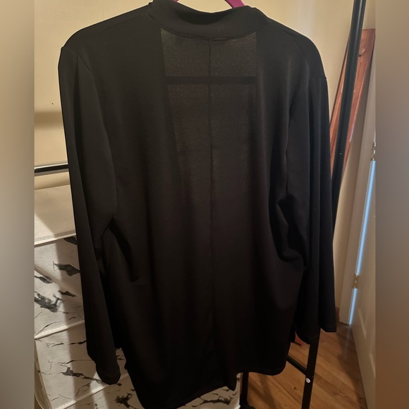 All Black Long Sleeve Iman Cardigan - Picture 4 of 4